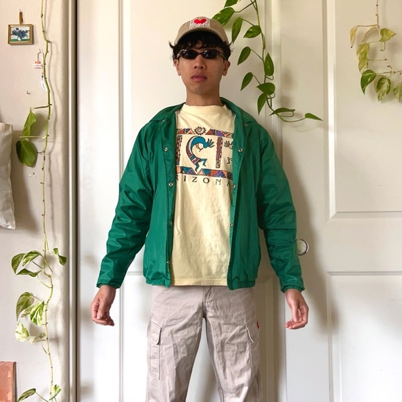 Vintage Green Windbreaker - Picture 3 of 5